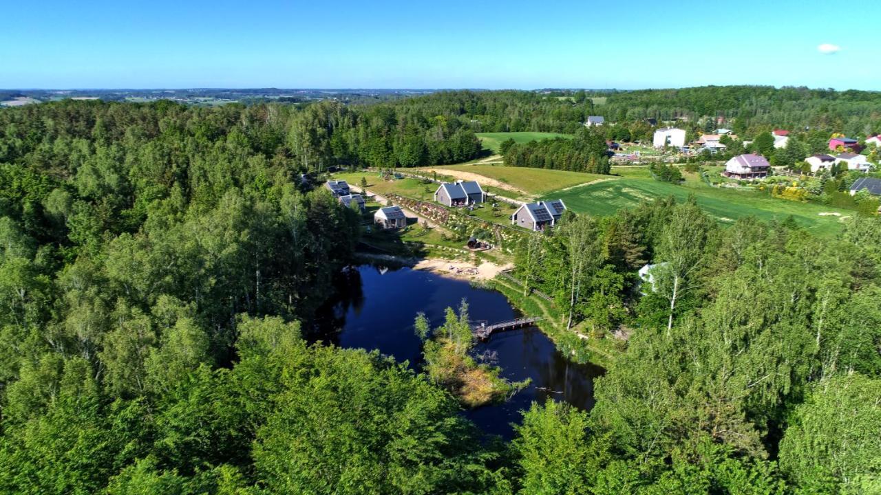 Osada Skoczkowo Komfortowe Domki Z Jacuzzi Nad Jeziorem- Sauna- Balia- Prywatny Staw Wedkarski Podiazy Extérieur photo
