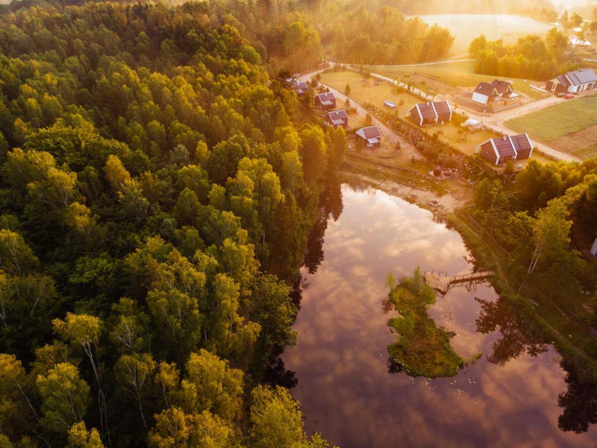 Osada Skoczkowo Komfortowe Domki Z Jacuzzi Nad Jeziorem- Sauna- Balia- Prywatny Staw Wedkarski Podiazy Extérieur photo