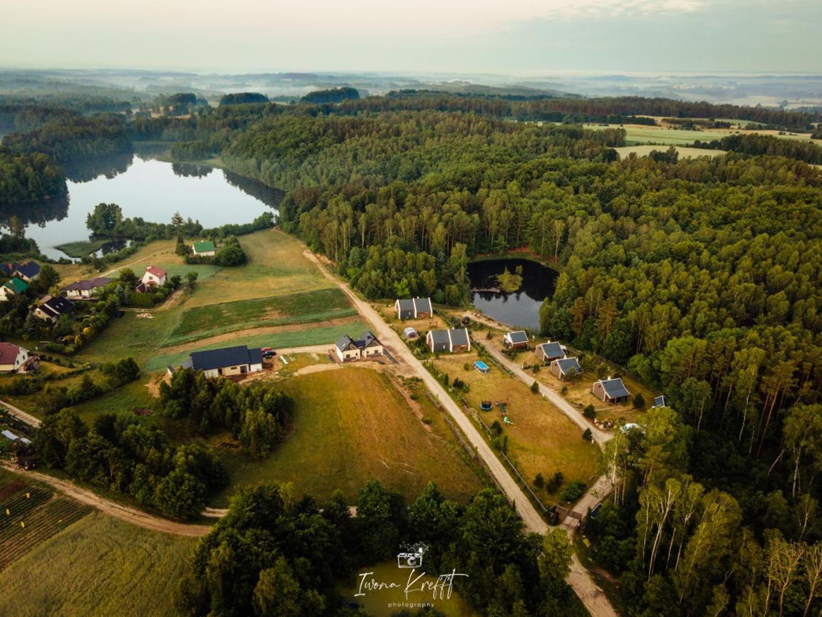Osada Skoczkowo Komfortowe Domki Z Jacuzzi Nad Jeziorem- Sauna- Balia- Prywatny Staw Wedkarski Podiazy Extérieur photo