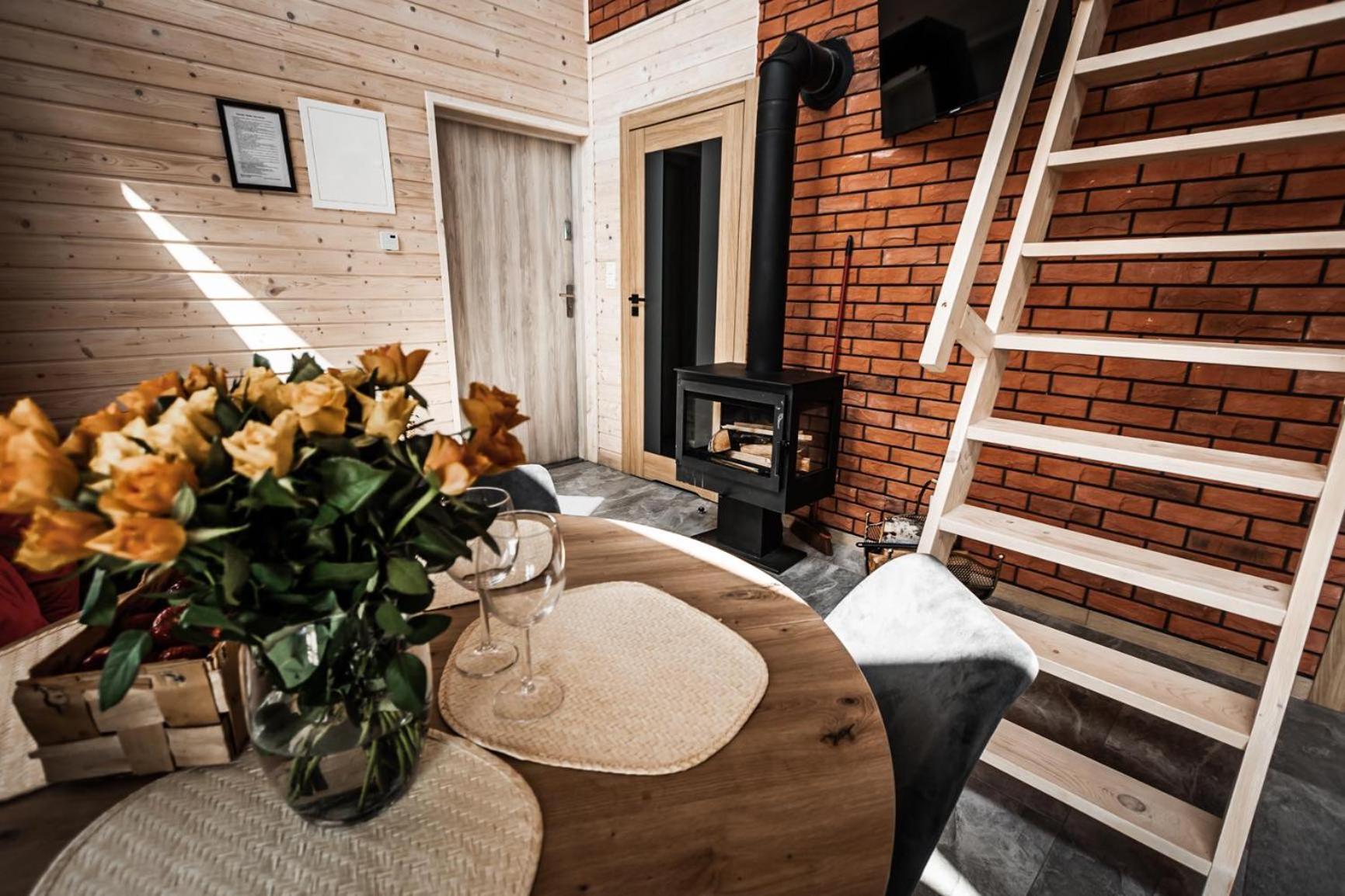 Osada Skoczkowo Komfortowe Domki Z Jacuzzi Nad Jeziorem- Sauna- Balia- Prywatny Staw Wedkarski Podiazy Extérieur photo