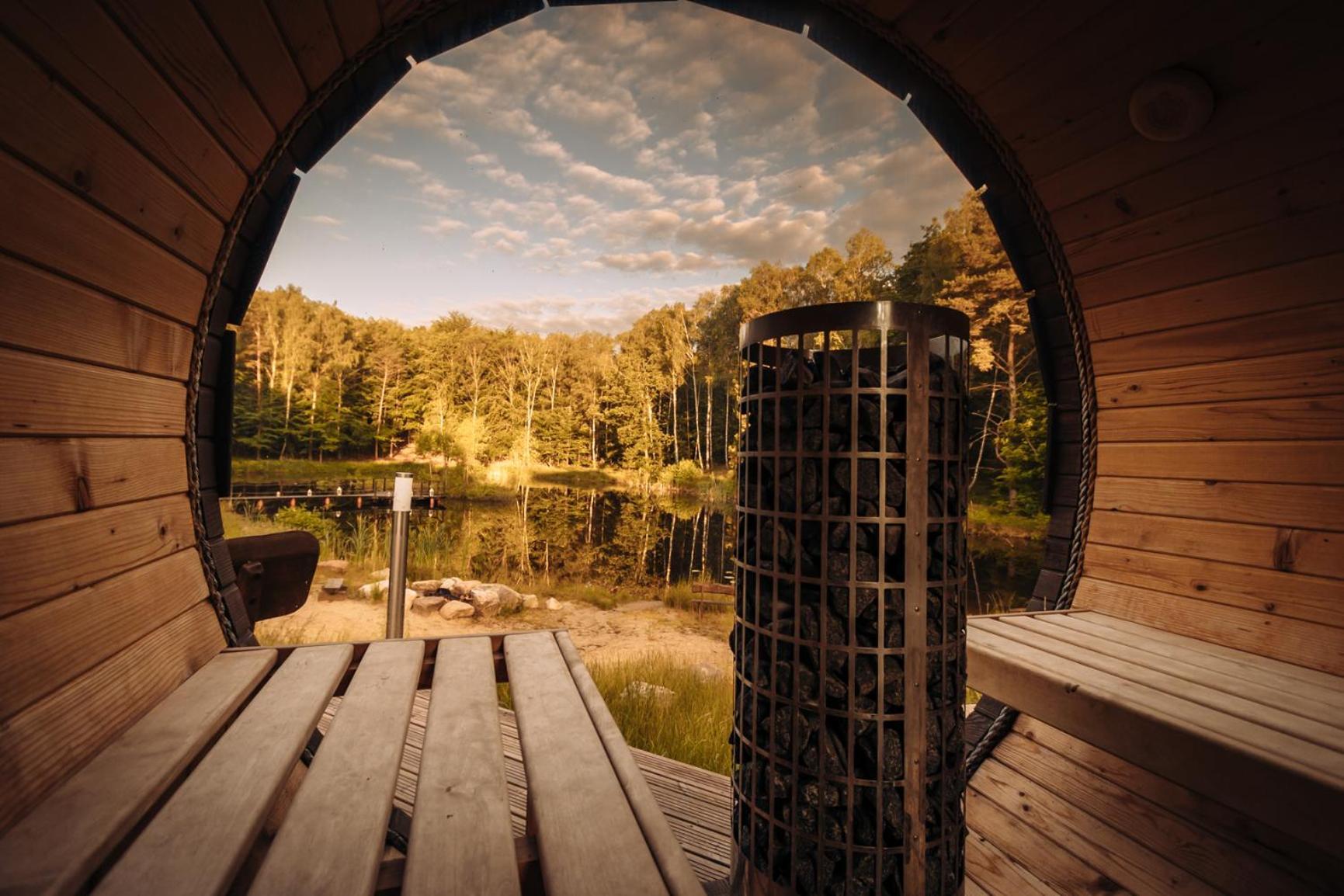 Osada Skoczkowo Komfortowe Domki Z Jacuzzi Nad Jeziorem- Sauna- Balia- Prywatny Staw Wedkarski Podiazy Extérieur photo
