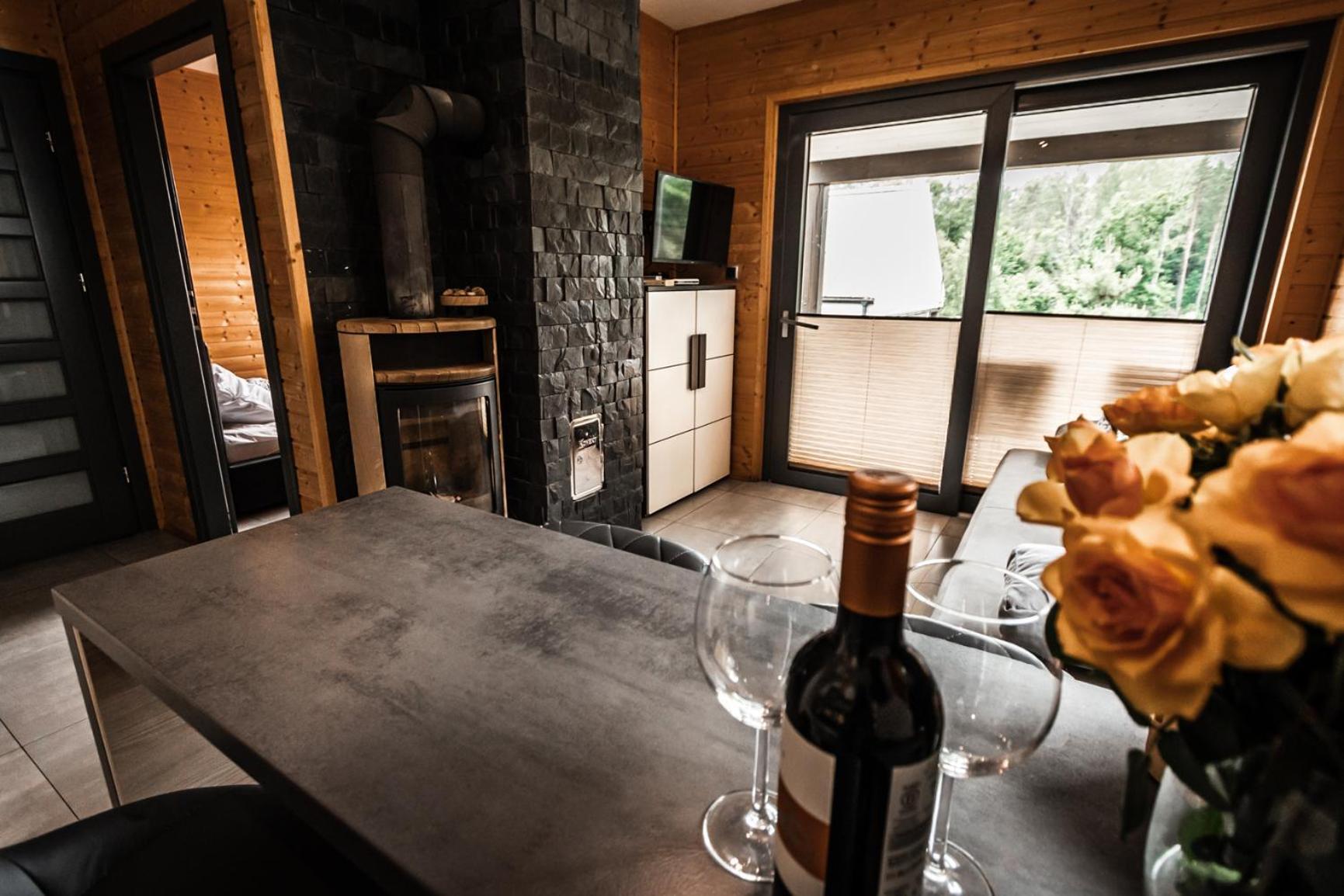 Osada Skoczkowo Komfortowe Domki Z Jacuzzi Nad Jeziorem- Sauna- Balia- Prywatny Staw Wedkarski Podiazy Extérieur photo