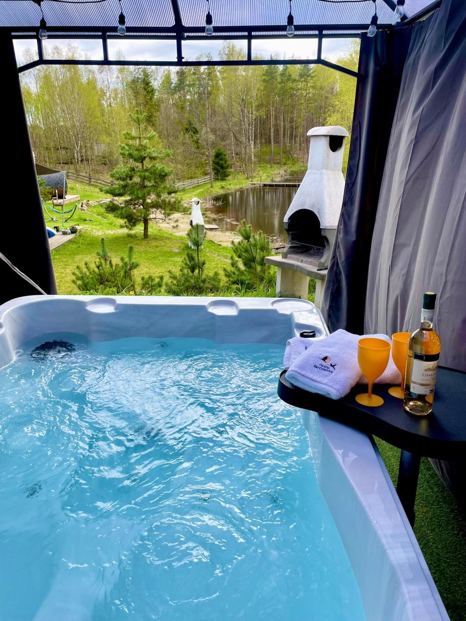 Osada Skoczkowo Komfortowe Domki Z Jacuzzi Nad Jeziorem- Sauna- Balia- Prywatny Staw Wedkarski Podiazy Extérieur photo